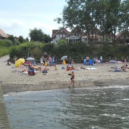 Ostseele - Tosi Timmendorfer Strand